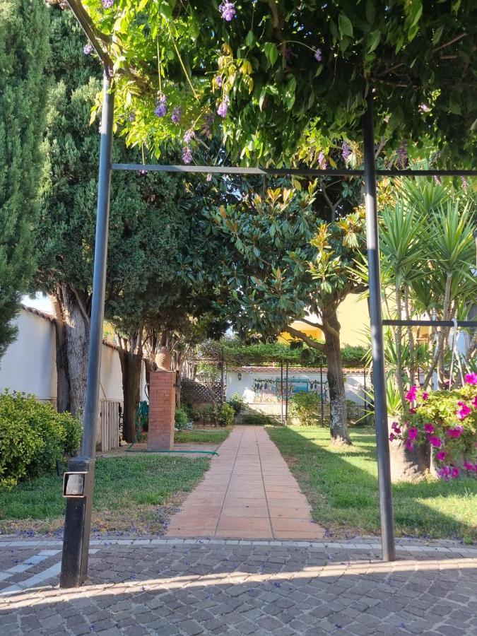 Tabor 1 Garden & Parking Apartment Napoli Ngoại thất bức ảnh