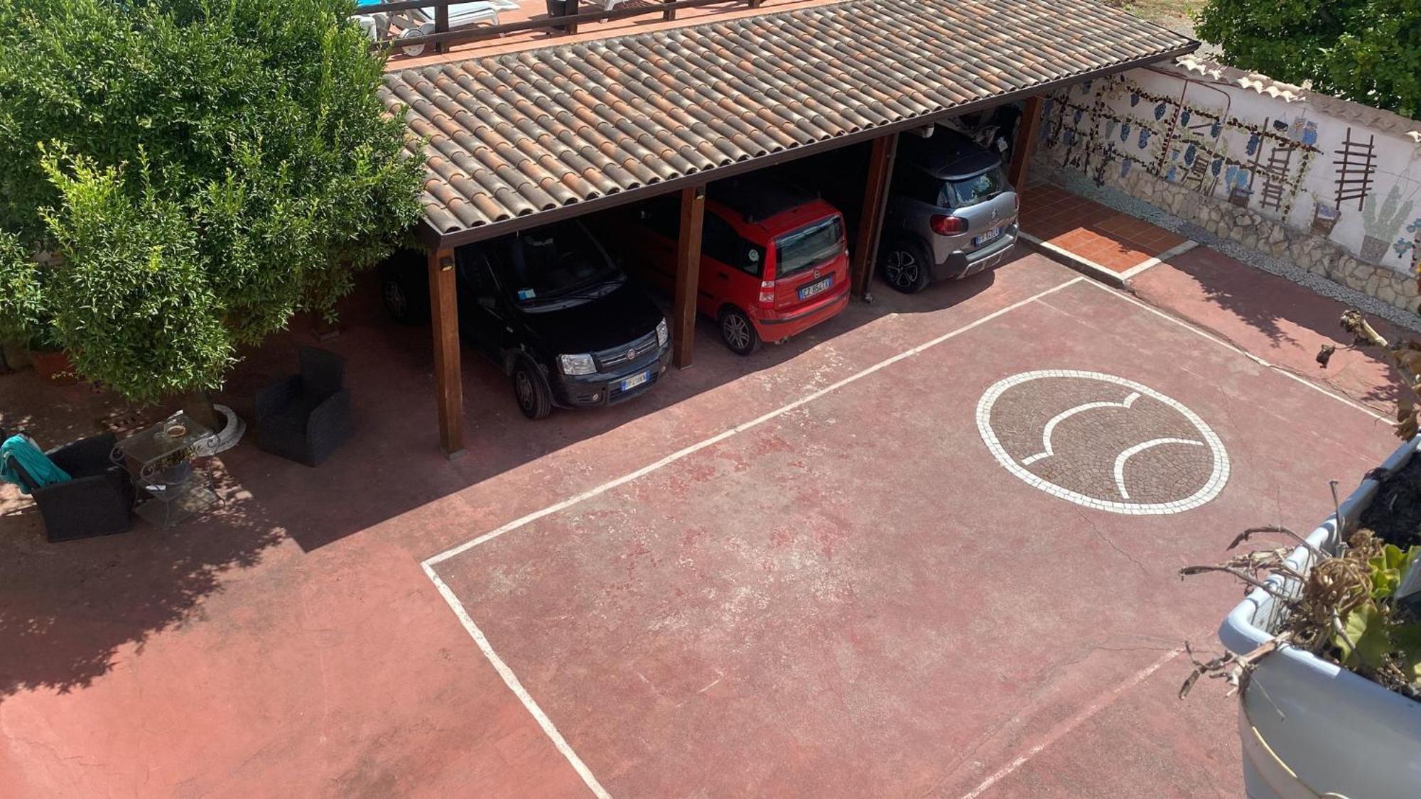 Tabor 1 Garden & Parking Apartment Napoli Ngoại thất bức ảnh